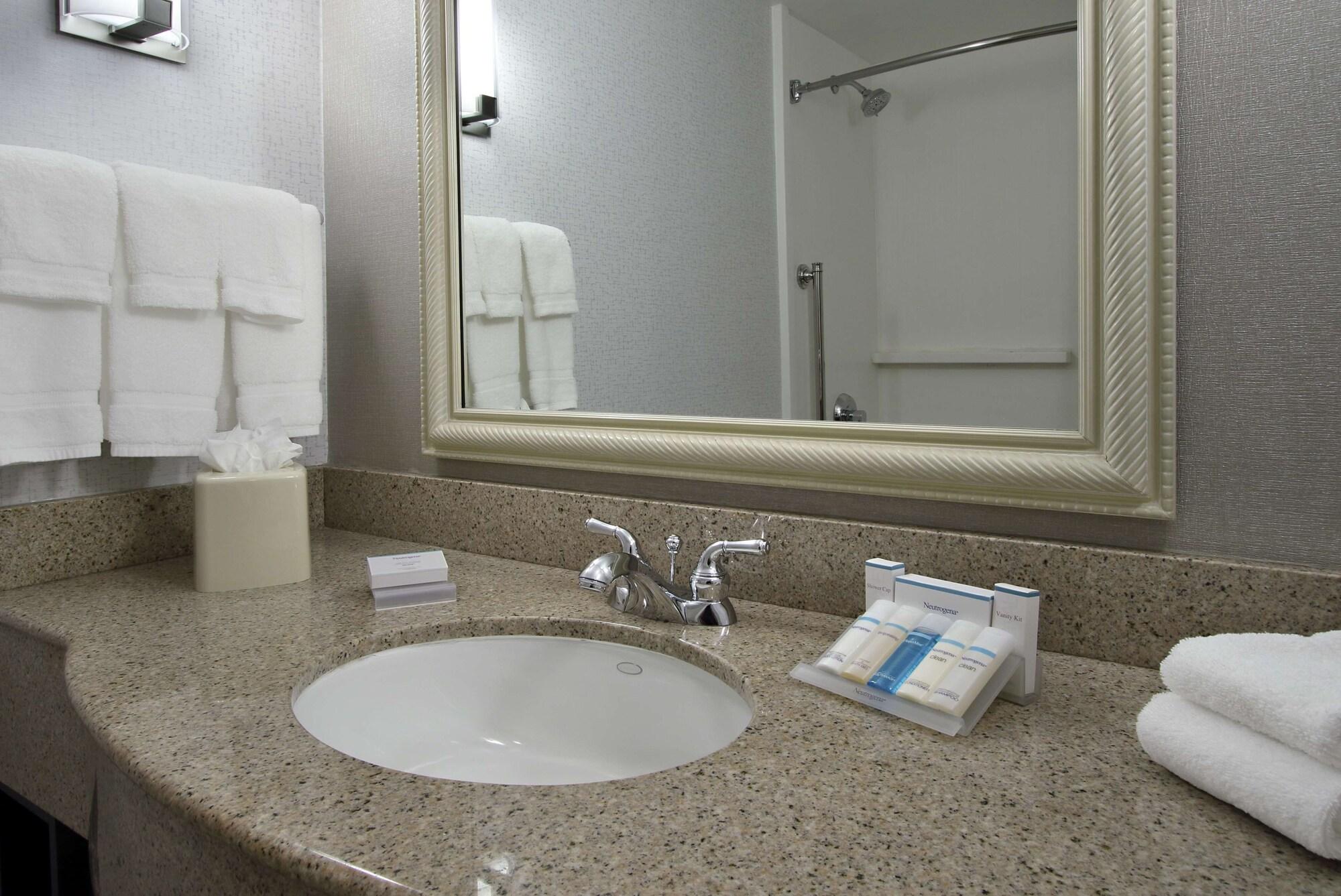 Hilton Garden Inn Sonoma County Airport Santa Rosa Eksteriør billede