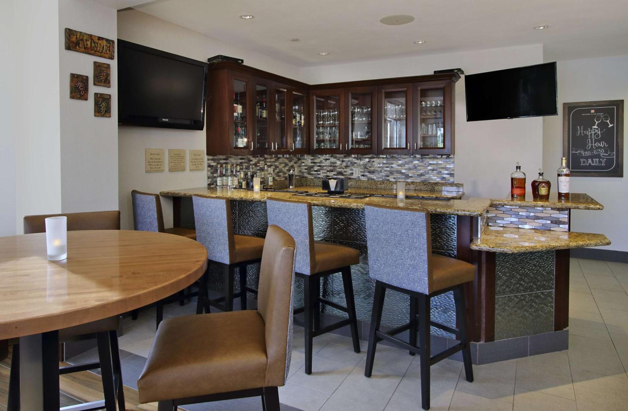 Hilton Garden Inn Sonoma County Airport Santa Rosa Eksteriør billede